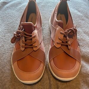 Torrid Women's Coral Sneakers